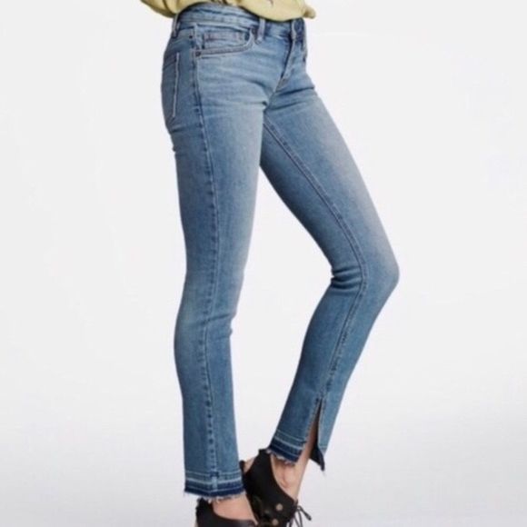 FreePeople Skinny Wash Raw Hem Split Ankle Jean-25 - Picture 11 of 11